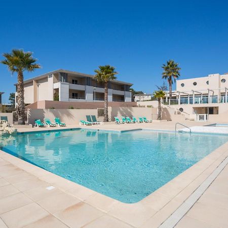 Location D'Un Superbe Appartement Avec Piscine ロクブリューヌ・シュル・アルジャン エクステリア 写真